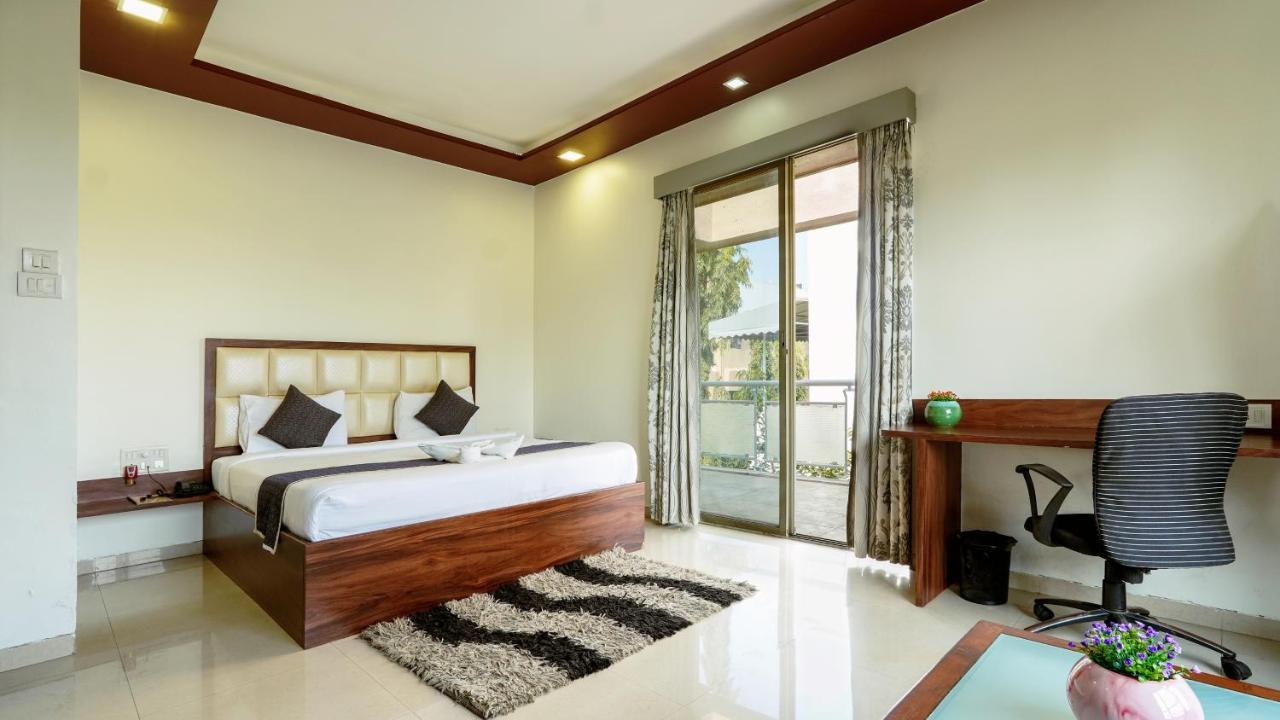 Magnus Vosiv Suites Kalyani Nagar Pune Exteriör bild